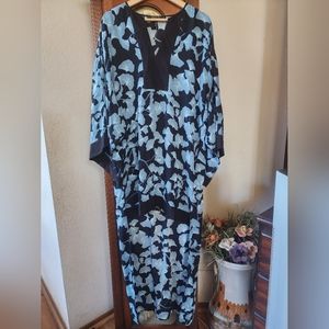 BCBGMazAzria Blue Black Floral High Low Kimono XS-Small